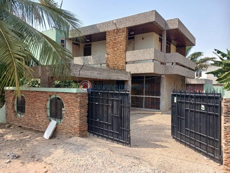 6 bedroom House For Sale South Odorkor Sakaman Accra Metropolitan  - 0