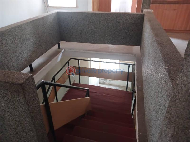 6 bedroom House For Sale South Odorkor Sakaman Accra Metropolitan  - 13