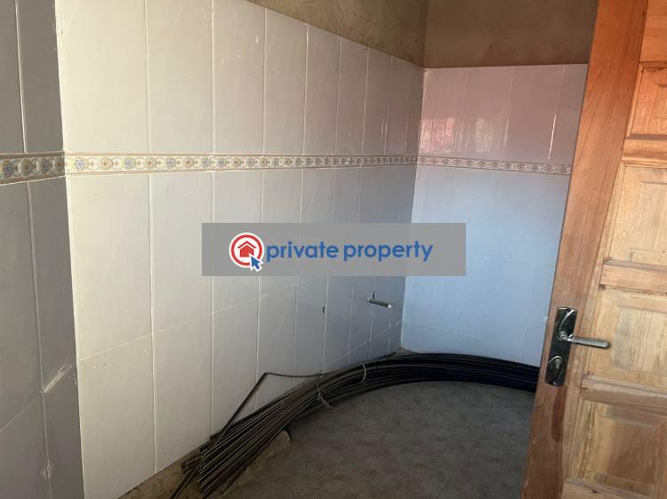 7 bedroom Detached Bungalow For Sale &nbsp;kasoa Millennium City Accra Metropolitan  - 9