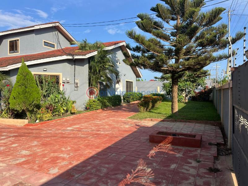 8 bedroom House For Sale New Weija Choice Area Weija Ga South Municipal Accra - 0