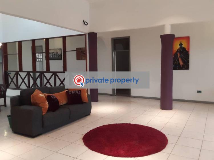 5 bedroom Detached Bungalow For Sale &nbsp;mataheko Yegola Hotel Accra Metropolitan  - 1