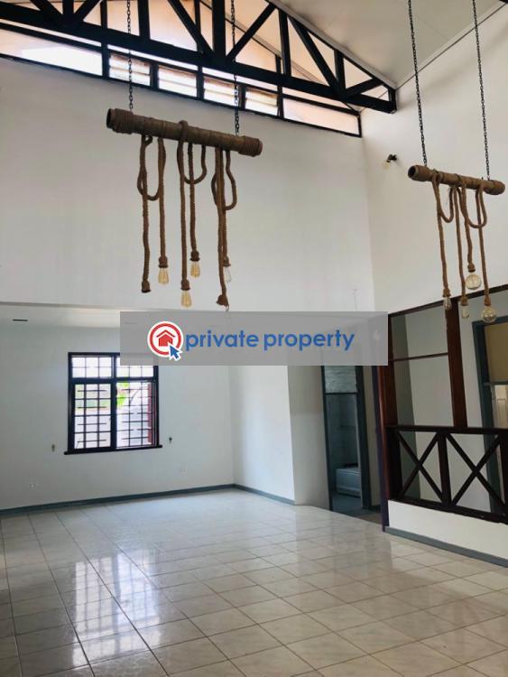 5 bedroom Detached Bungalow For Sale &nbsp;mataheko Yegola Hotel Accra Metropolitan  - 9