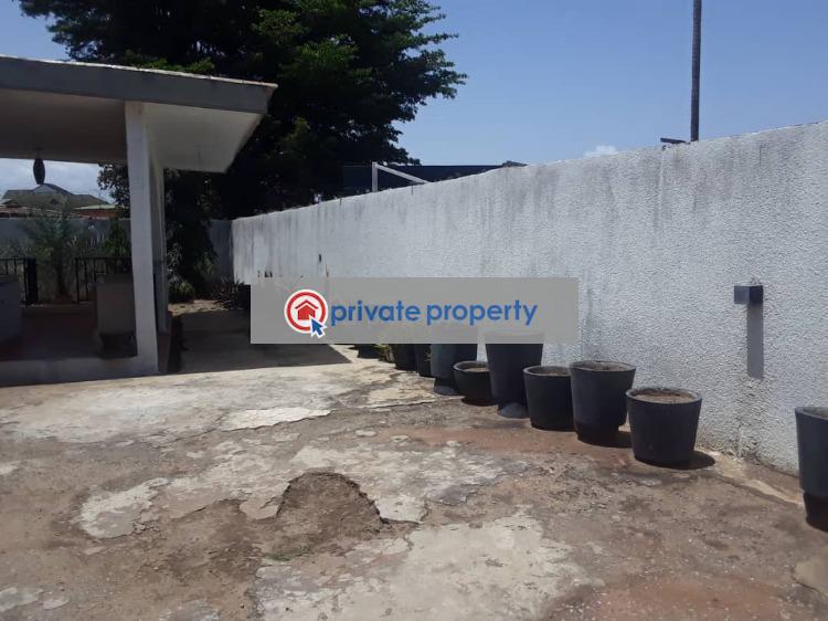 5 bedroom Detached Bungalow For Sale &nbsp;mataheko Yegola Hotel Accra Metropolitan  - 7