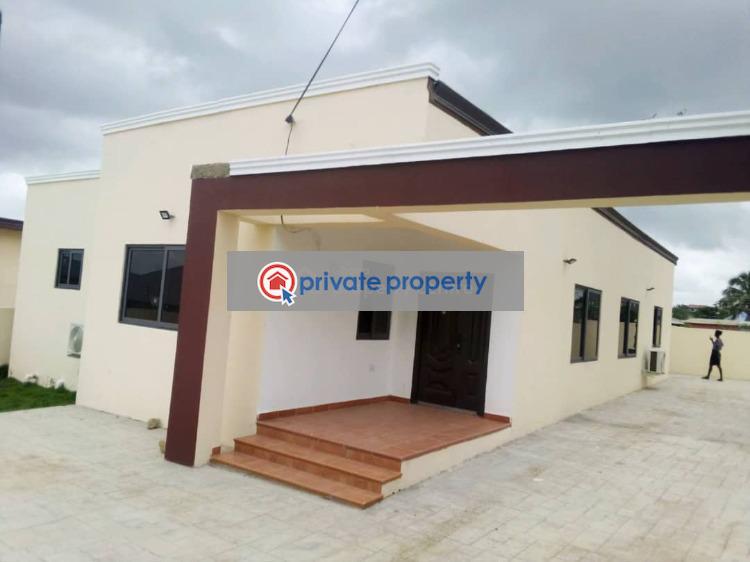 3 bedroom Detached Bungalow For Sale &nbsp;kasoa Big Apple Golden Gate Accra Metropolitan  - 5