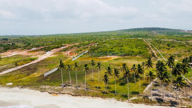 Land For Sale Ekumfi Arkra Mfantsiman Municipal Central Region - 0