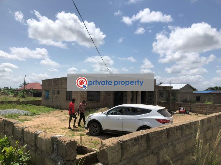 2 bedroom Detached Bungalow For Sale &nbsp;kasoa Papase No2 Accra Metropolitan  - 1