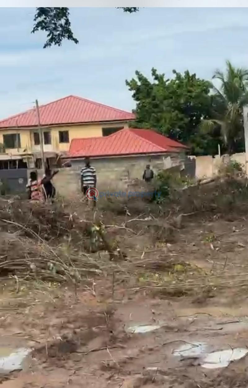 Land For Sale Beside Valley View Uni Oyibi oyibi. Accra - 3