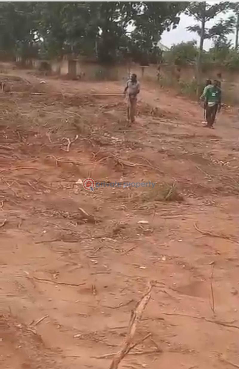 Land For Sale Beside Valley View Uni Oyibi oyibi. Accra - 2