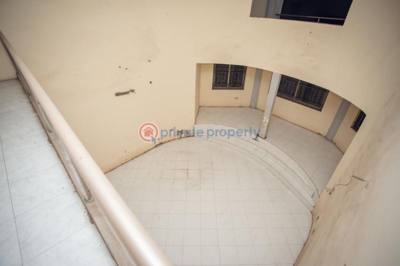 9 bedroom House For Sale Adjiringanor East Legon Accra - 5