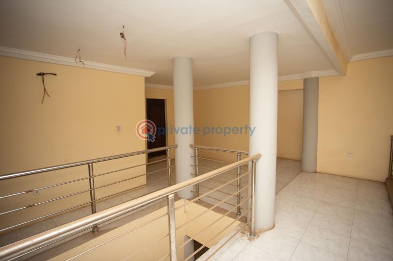 9 bedroom House For Sale Adjiringanor East Legon Accra - 4