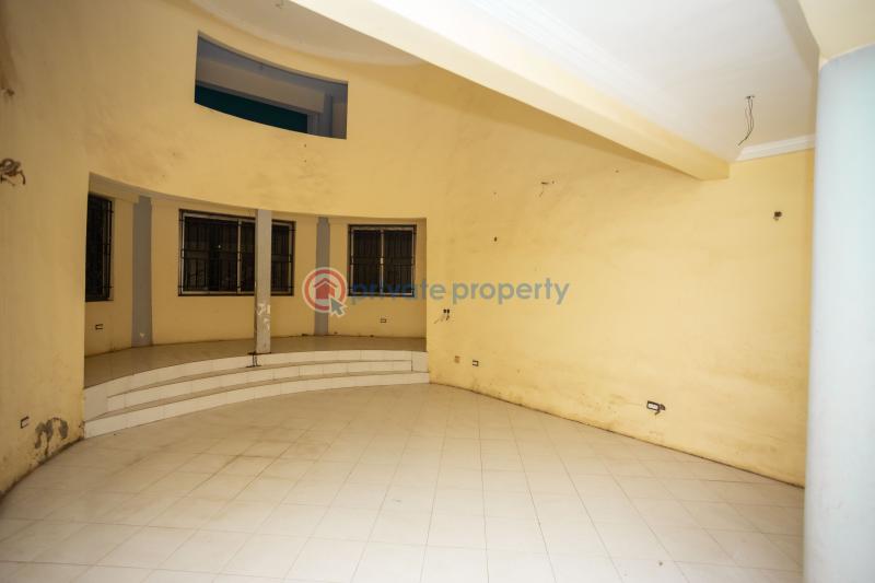 9 bedroom House For Sale Adjiringanor East Legon Accra - 2