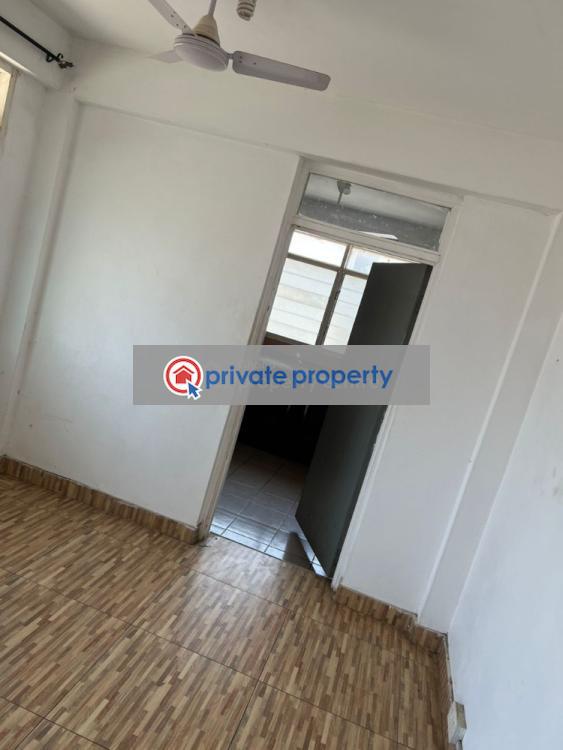 3 bedroom Block of Flats For Sale &nbsp;dansoman Ssnit Flat Accra Metropolitan  - 5