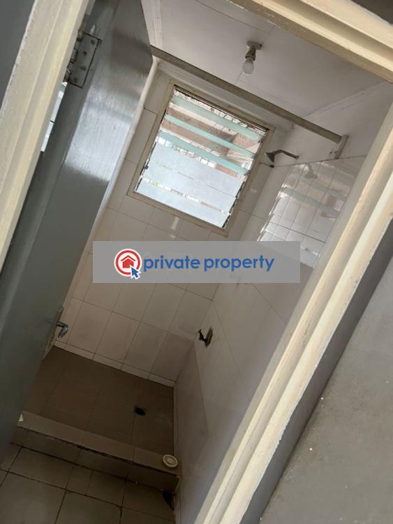 3 bedroom Block of Flats For Sale &nbsp;dansoman Ssnit Flat Accra Metropolitan  - 2