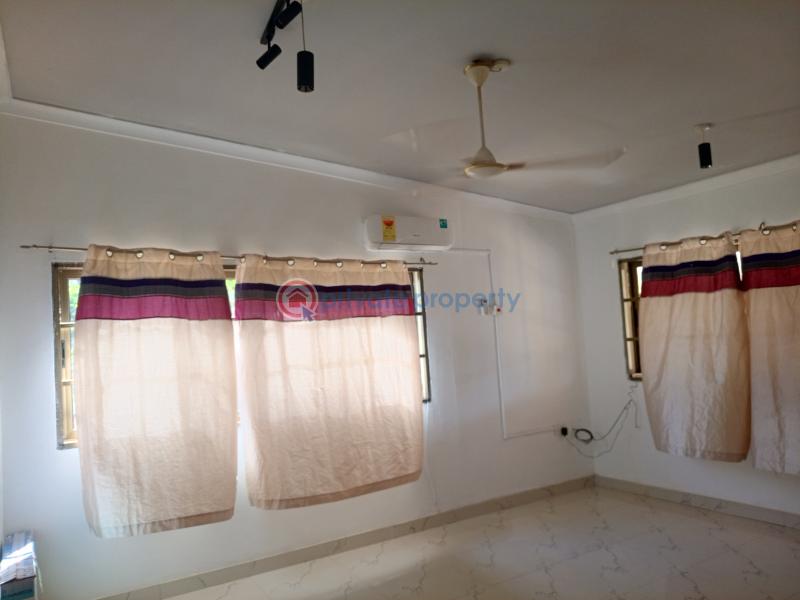 5 bedroom Detached Bungalow For Sale Cocoa Clinic Area North Kaneshie Accra - 7