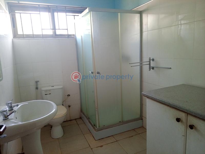 5 bedroom Detached Bungalow For Sale Cocoa Clinic Area North Kaneshie Accra - 9