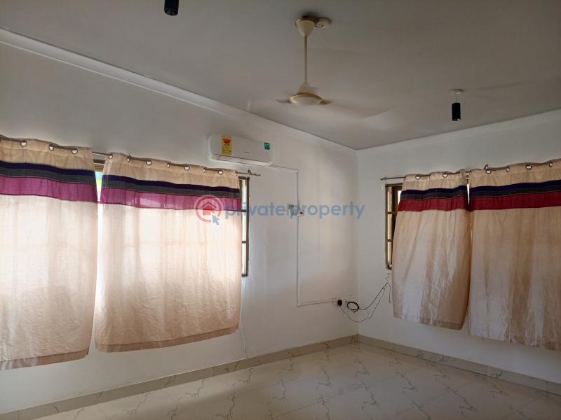 5 bedroom Detached Bungalow For Sale Cocoa Clinic Area North Kaneshie Accra - 13