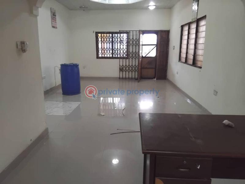 3 bedroom House For Rent Oduman Emmanuel Junction Accra Metropolitan  - 1