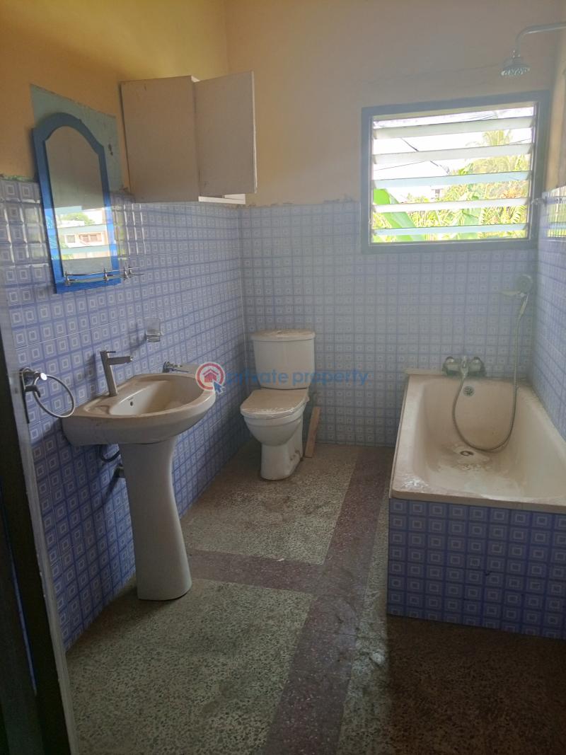 8 bedroom House For Sale Darkuman Christ Ebenezer Darkuman Accra - 9
