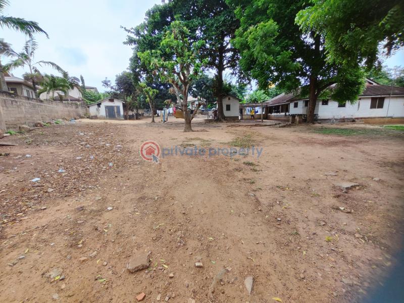 Land For Sale Traffic Light North Ridge Accra (PID 0PAEHL) Private