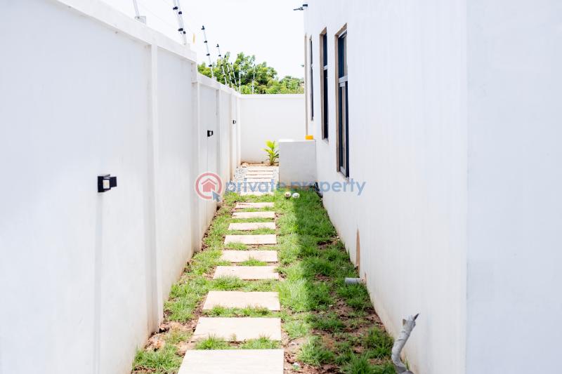 4 bedroom House For Sale Mellenium City Kasoa Awutu-Senya East Central Region - 19