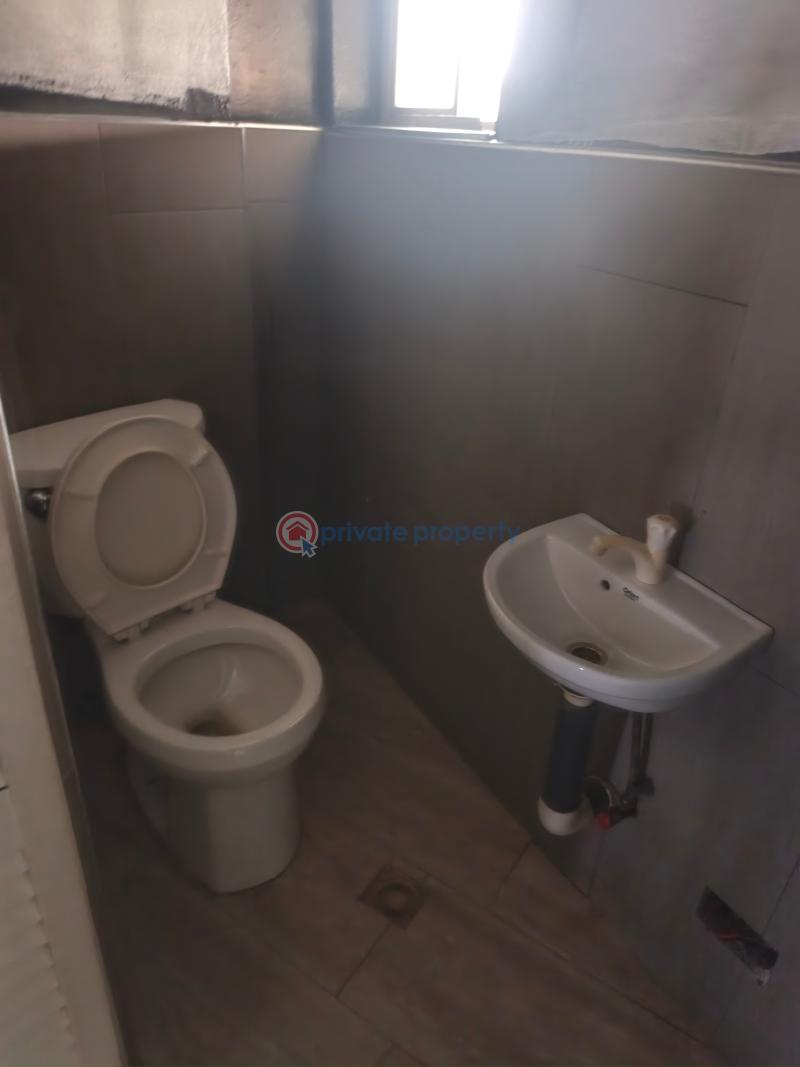 2 bedroom Restaurant / Bar For Rent Osu Accra Metropolitan  - 10
