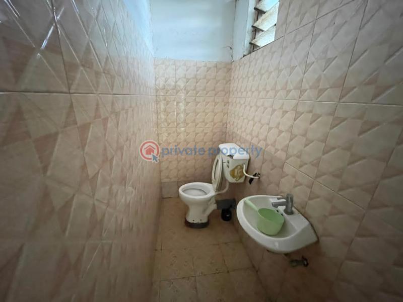 3 bedroom Shop For Rent Anyaa Awoshie Ga Central Municipal Accra - 4