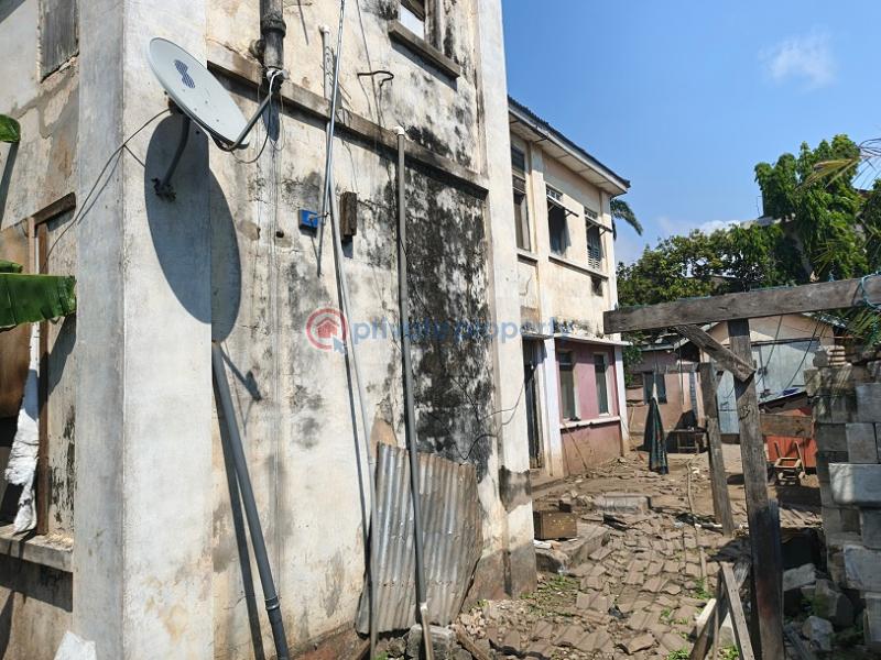3 bedroom House For Sale Osu Road Accra - 3