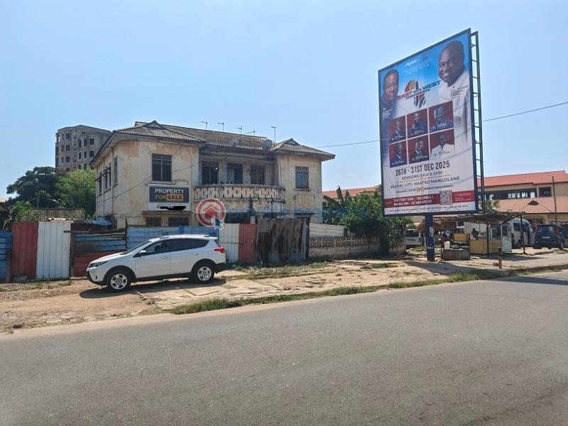 3 bedroom House For Sale Osu Road Accra - 14