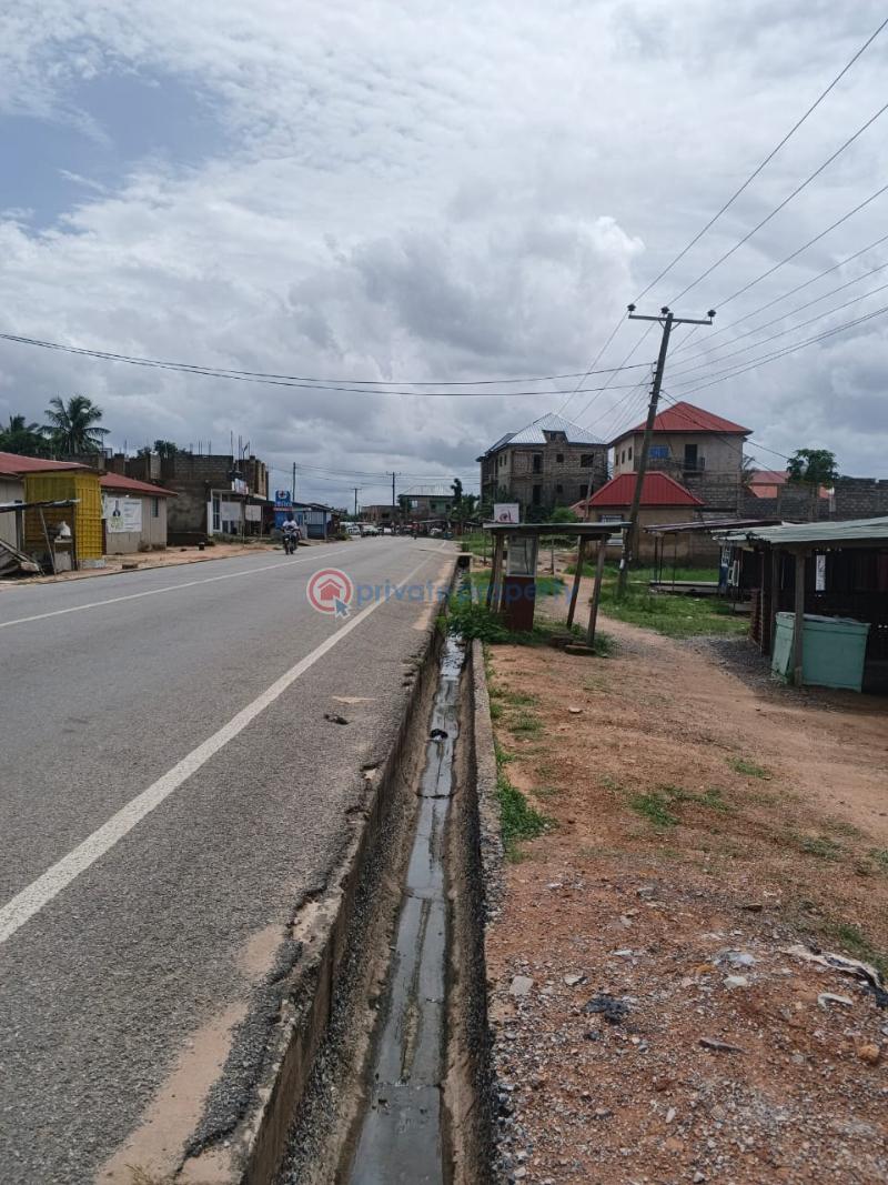 Land For Sale Ablekuma Oduman Nsakina Route Amasaman Ga West Municipal Accra - 1