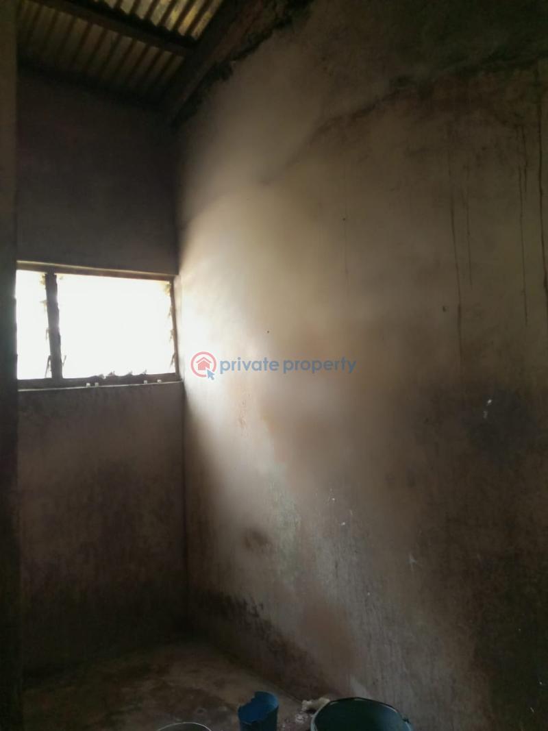3 bedroom House For Sale Ablekuma Manhean Junction Accra Metropolitan  - 5