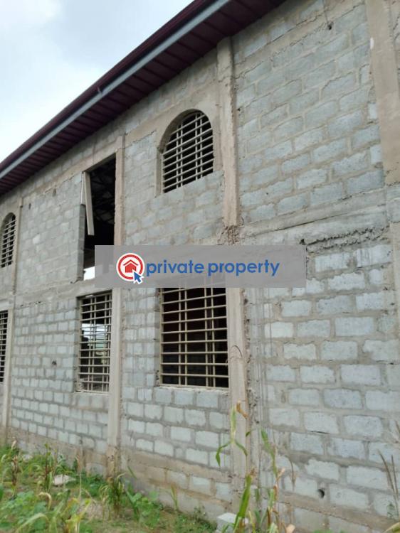 7 bedroom Detached Bungalow For Sale &nbsp;kasoa Fanmilk Yoomart Area Accra Metropolitan  - 3