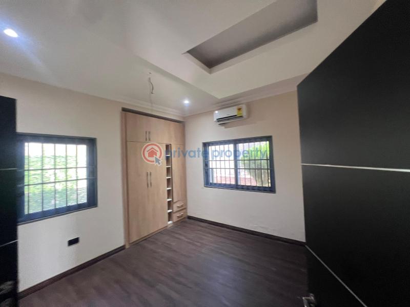 3 bedroom Detached Bungalow For Sale Kokrobite McCarthy Hill Ga South Municipal Accra - 3