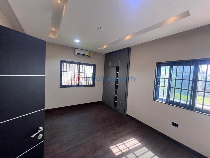 3 bedroom Detached Bungalow For Sale Kokrobite McCarthy Hill Ga South Municipal Accra - 4