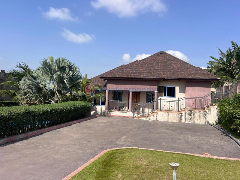 3 bedroom Detached Bungalow For Sale Kokrobite McCarthy Hill Ga South Municipal Accra - 12