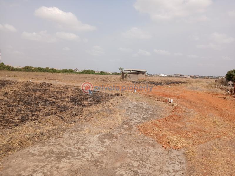 Land For Sale Few Mins Drive From Community 25 Mall. Community 25 Tema Accra - 0