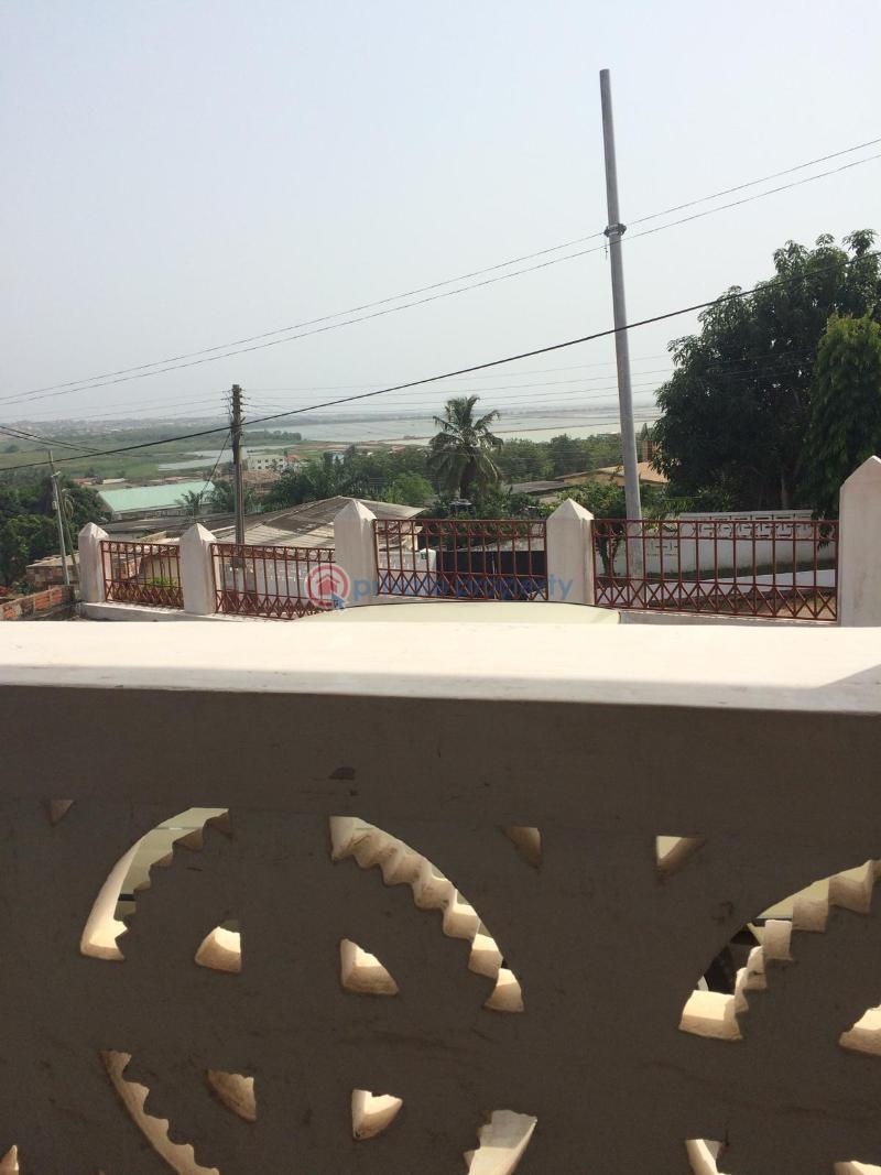 3 bedroom House For Sale McCarthy Hill Ga South Municipal Accra - 1