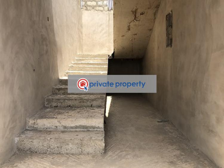 2 bedroom Block of Flats For Sale &nbsp;amrahia baron Road Adenta Municipal Accra - 12
