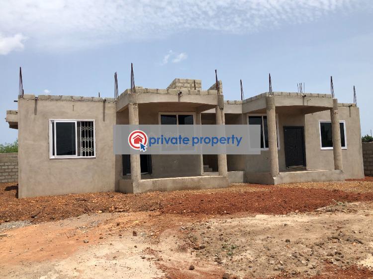 2 bedroom Block of Flats For Sale &nbsp;amrahia baron Road Adenta Municipal Accra - 11