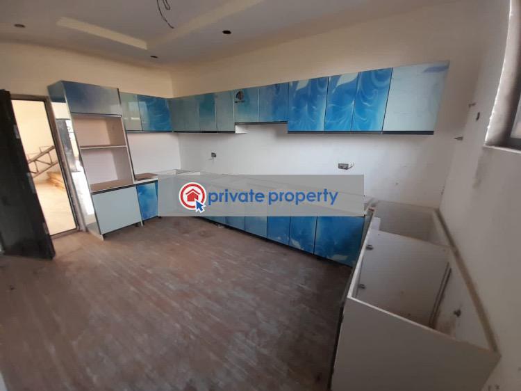 4 bedroom Detached Bungalow For Sale &nbsp;lakeside Estates Adenta Municipal Accra - 3