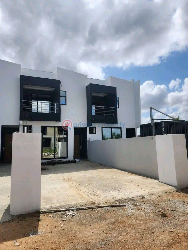 3 bedroom Semi detached Duplex For Sale East Legon Hills Accra - 0