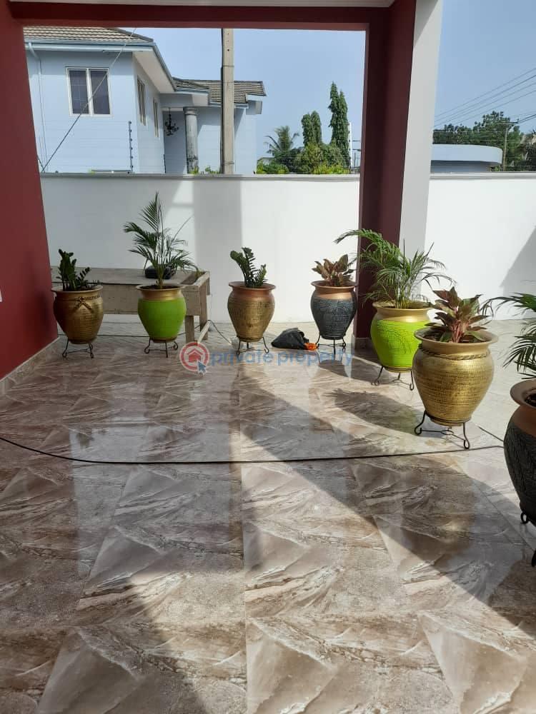 3 bedroom Semi detached Duplex For Rent Roman Ridge Accra - 10