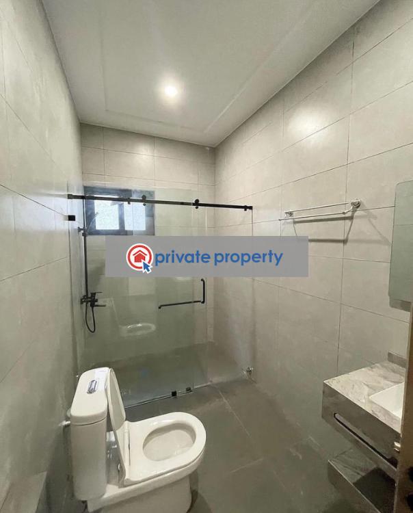 4 bedroom Semi detached Duplex For Sale &nbsp;adjiringanor East Legon Accra - 7