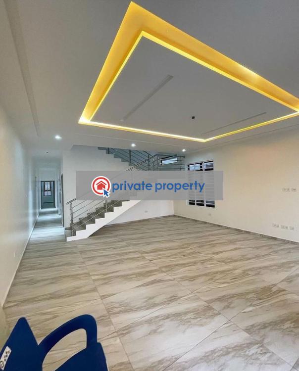 4 bedroom Semi detached Duplex For Sale &nbsp;adjiringanor East Legon Accra - 1