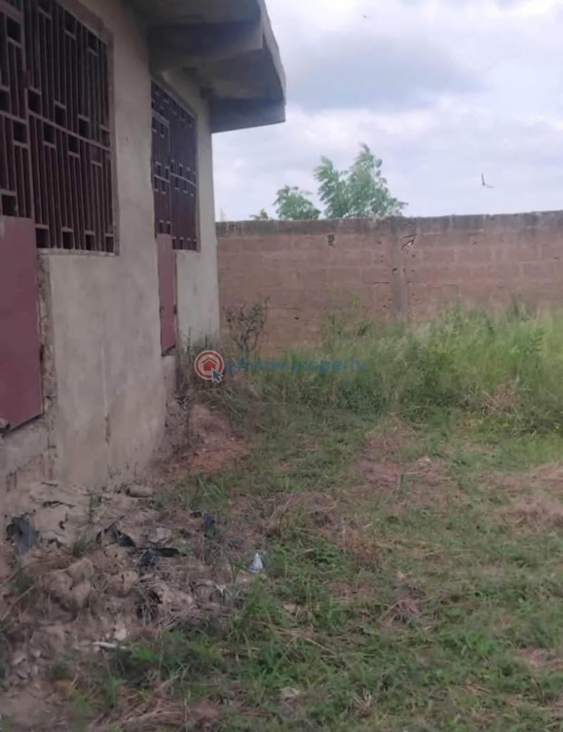 10 bedroom House For Sale Amasaman Kojo Ashong Ghana Accra Metropolitan  - 2