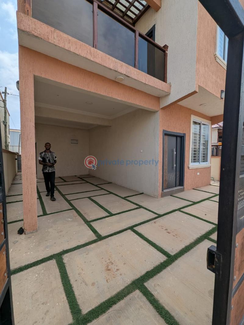 2 bedroom House For Rent Achimota Accra - 1