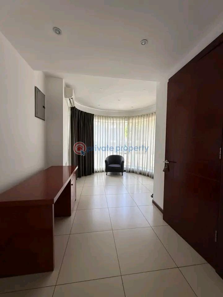 3 bedroom Apartment For Rent Osu Accra - 2
