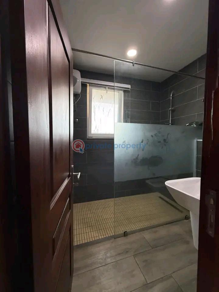 3 bedroom Apartment For Rent Osu Accra - 10