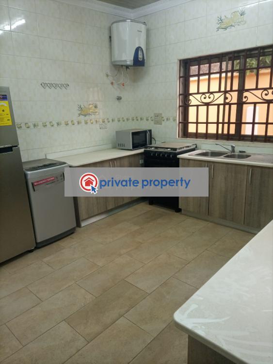4 bedroom Semi detached Duplex For Sale &nbsp;pentecost Church Area Community 11 Tema Accra - 17