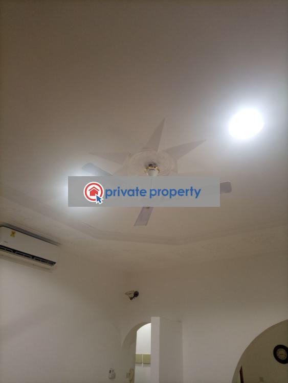 4 bedroom Semi detached Duplex For Sale &nbsp;pentecost Church Area Community 11 Tema Accra - 7