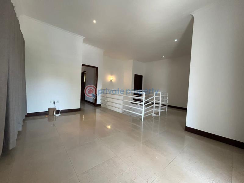4 bedroom Townhouse For Rent Airport Residential Area Accra - 1